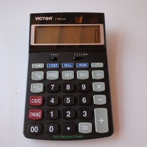 Extra Large 12 Digit Desktop Calculator with‎ Adjustable Tilt LCD Solar Power